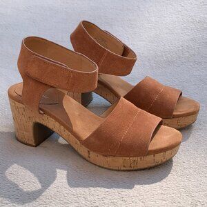 Crown Vintage Sewnja Suede Platform Heel Sandals Sz 7.5